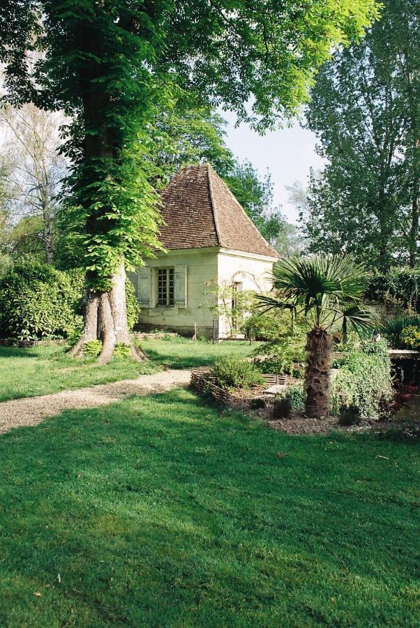 Le Pavillon De Vallet Bed & Breakfast Athée-sur-Cher Exterior foto